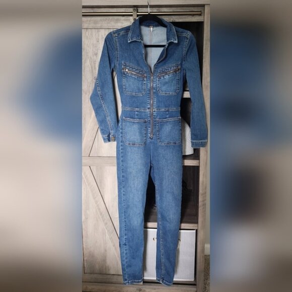 Free People Lennox Zip-Front Denim Jumpsuit XS Excellent Condition - Picture 7 of 16